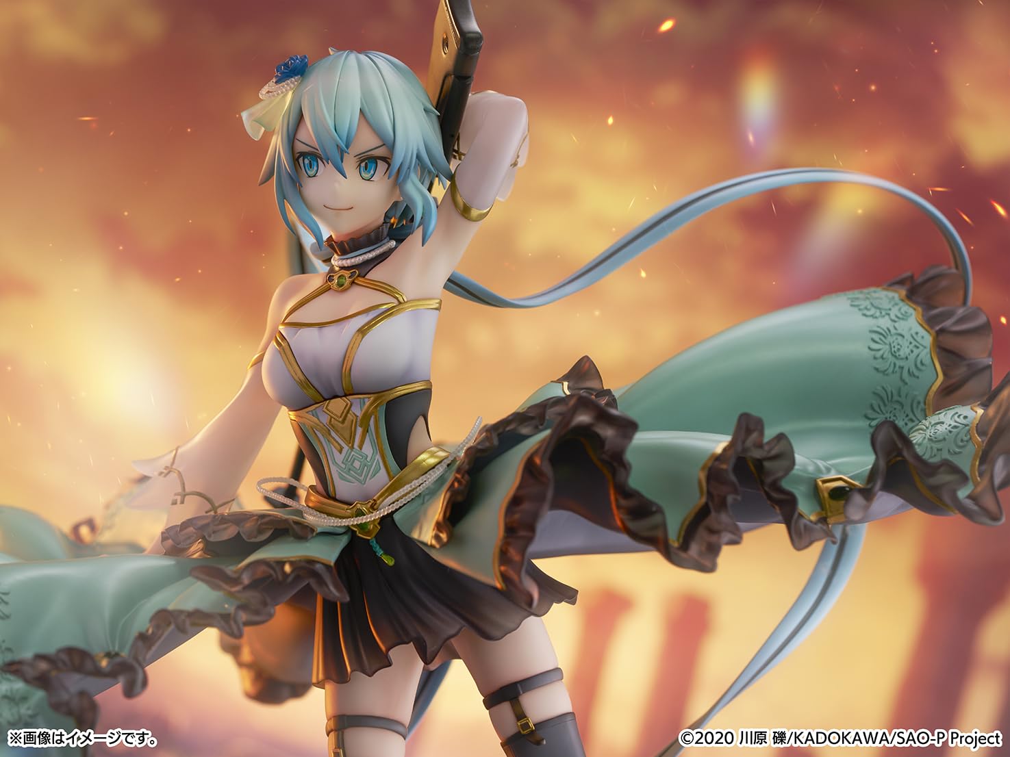 Amazon.com: Sword Art Online: Sinon (Crystal Dress Ver.) 1:7 Scale